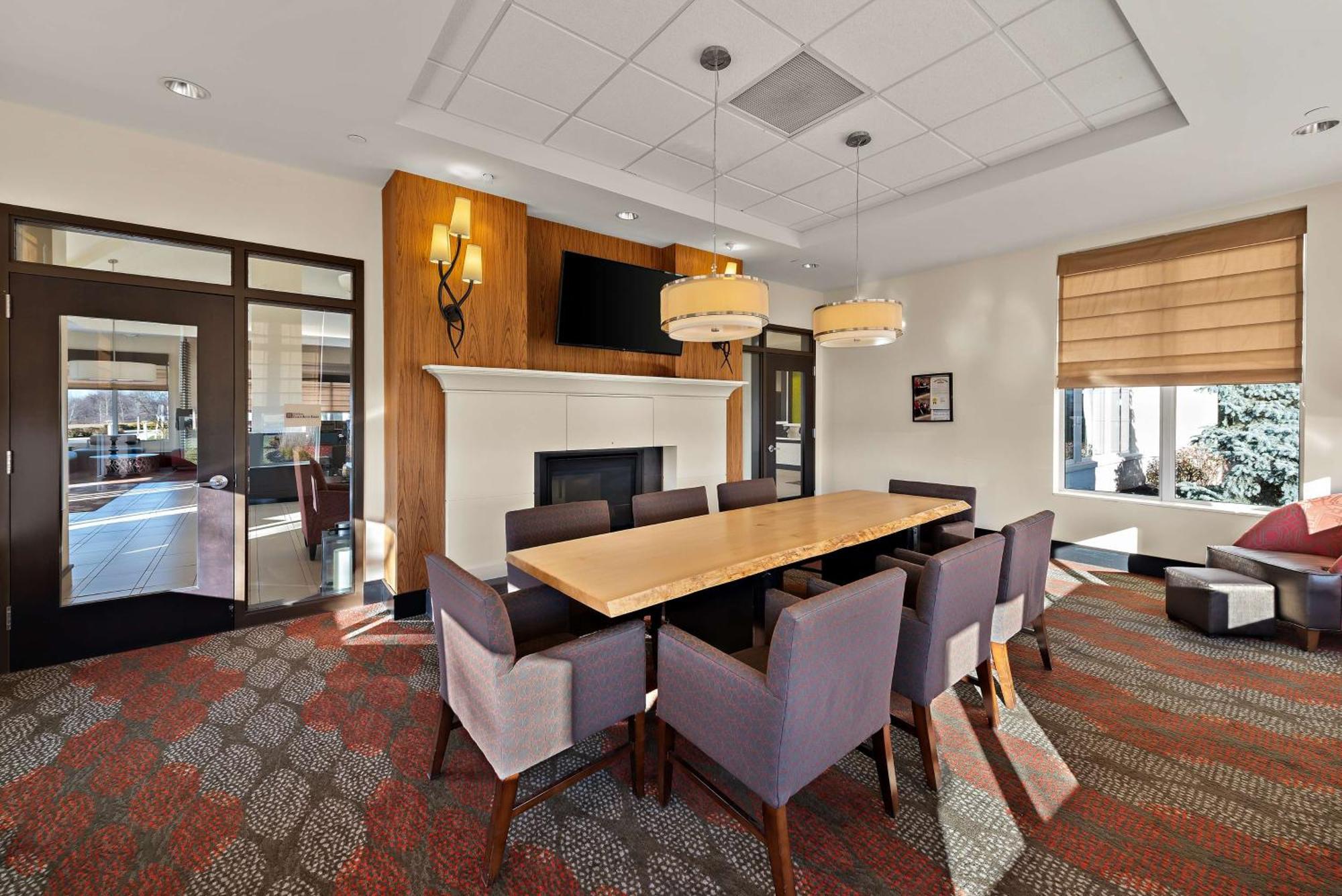 Hilton Garden Inn Финдли Екстериор снимка
